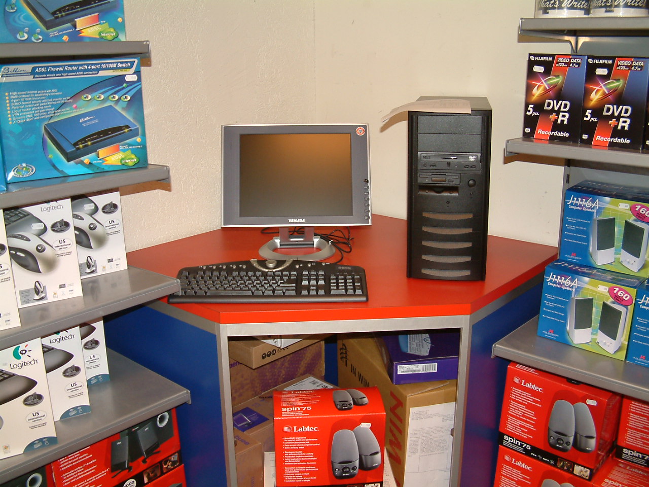 Oude foto van de winkel van HenC Computers